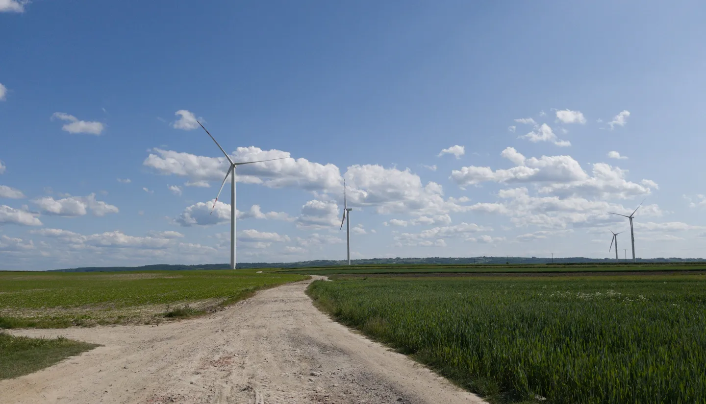 Wind Power for UK Homes: A Practical Assessment Guide
