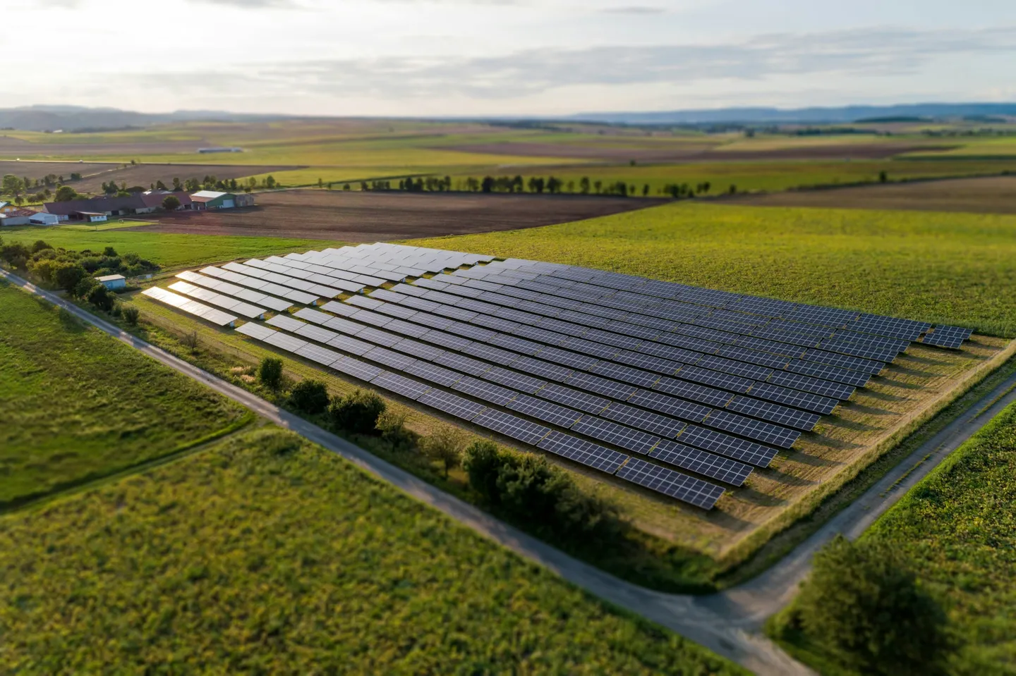 Solar Power Systems for UK Rural Properties: A Comprehensive Sizing and Installation Guide